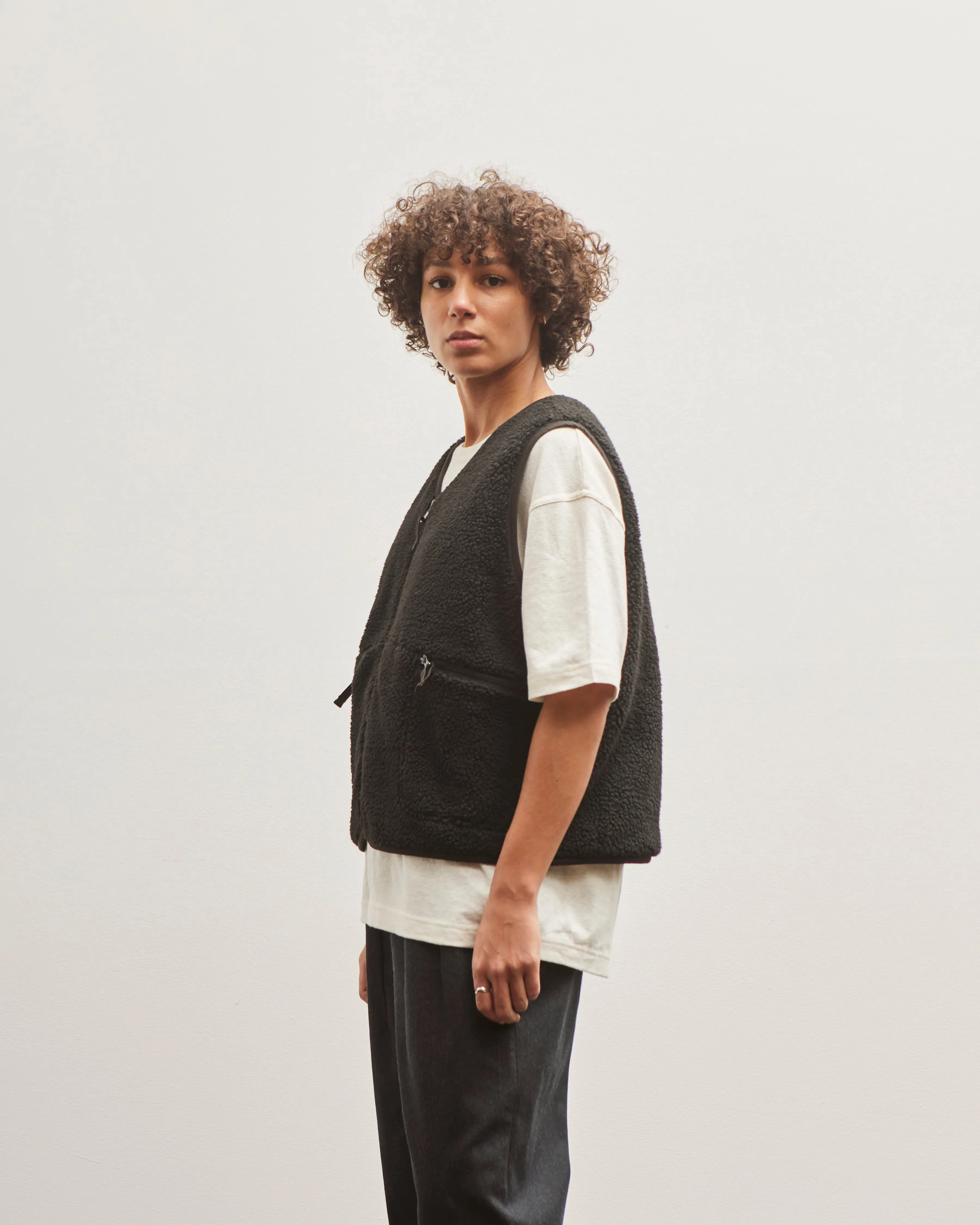 7115 Reversible Vest, Black