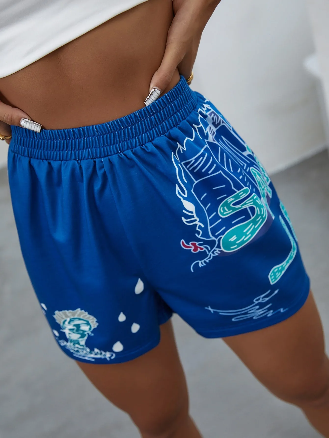 Casual Graphic Natural Women Shorts