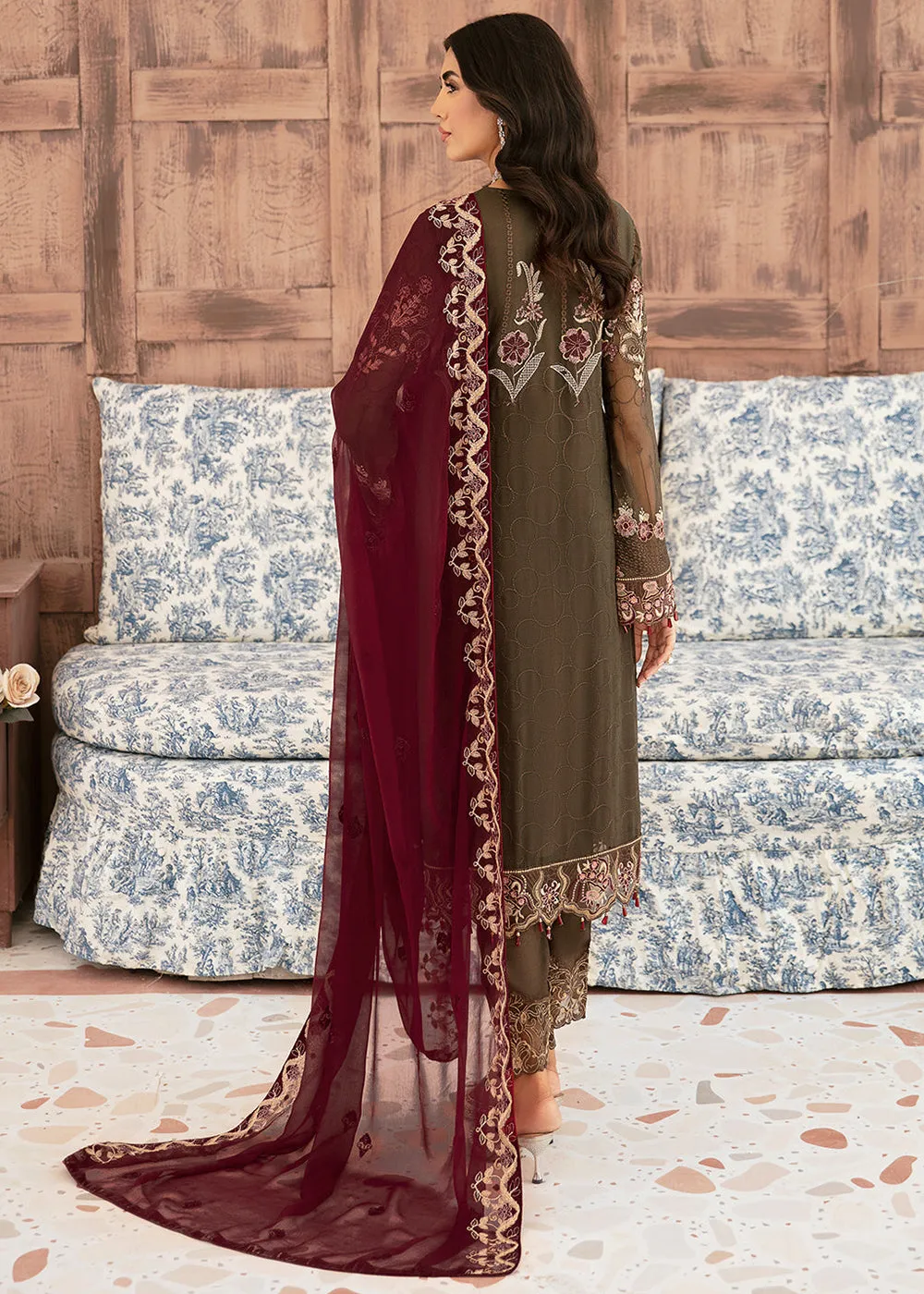 Luxury Chiffon Collection 2024 by Ramsha | F-2604