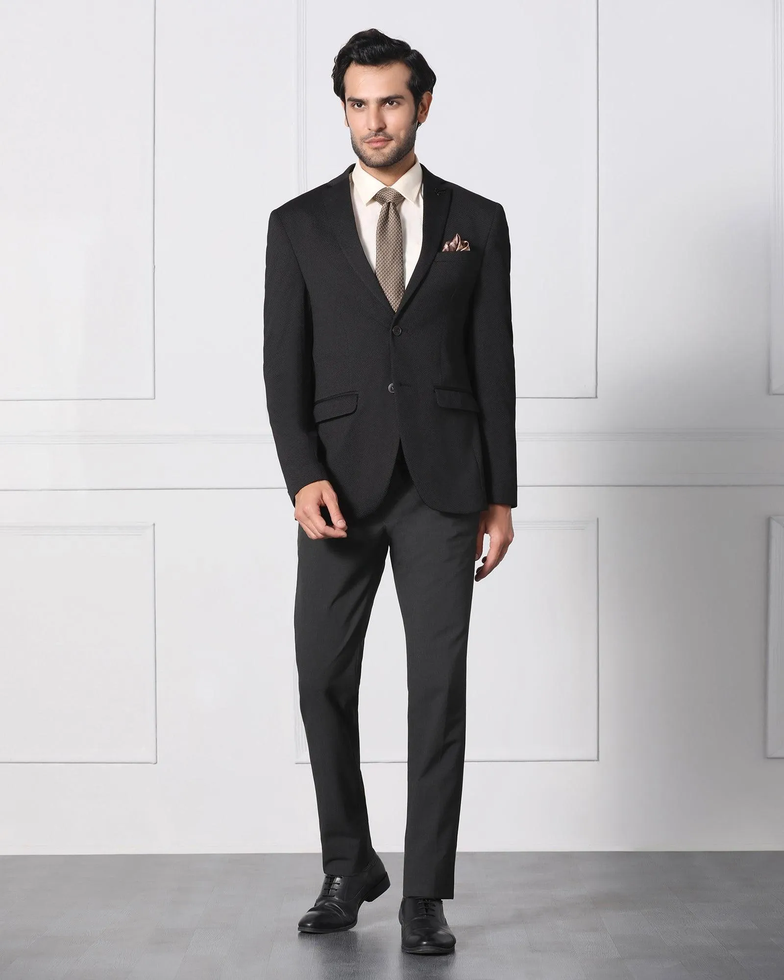 Must Haves Formal Black Textured Blazer - Japson